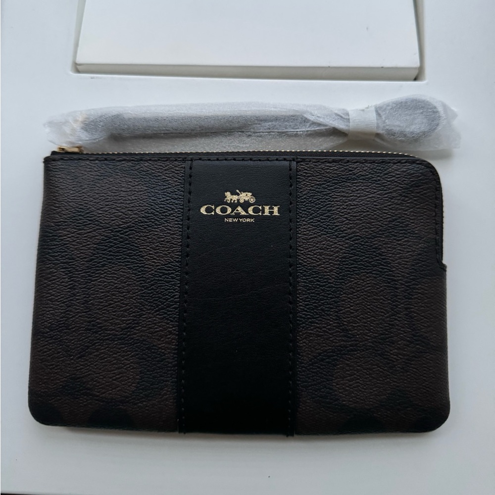 Coach Corner Zip Wristlet